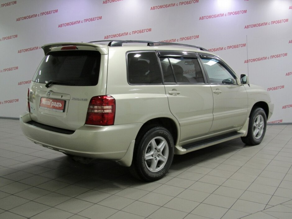 Toyota Highlander 3 0 AT 223 4WD 2003