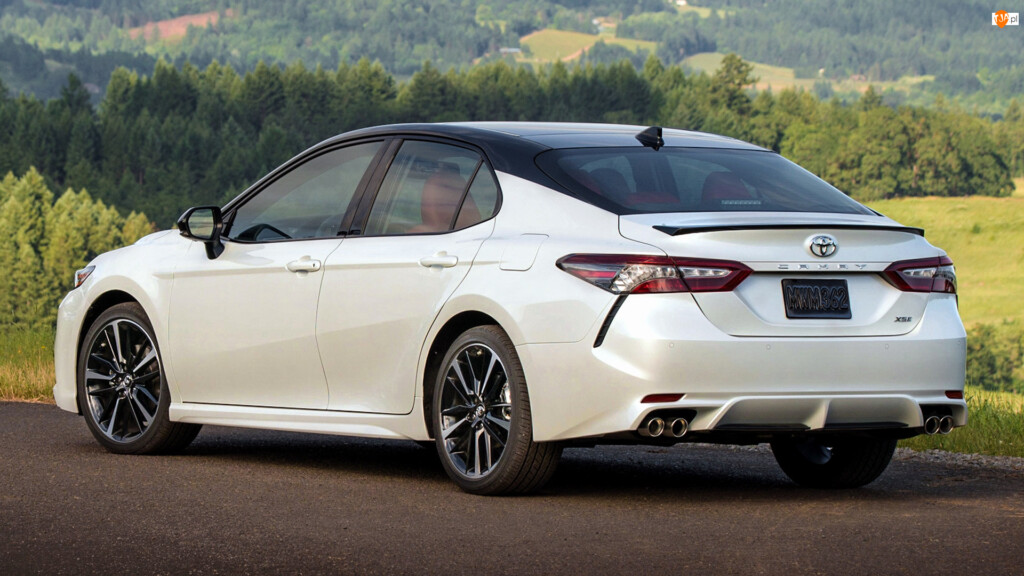 Toyota Camry XSE Bia a
